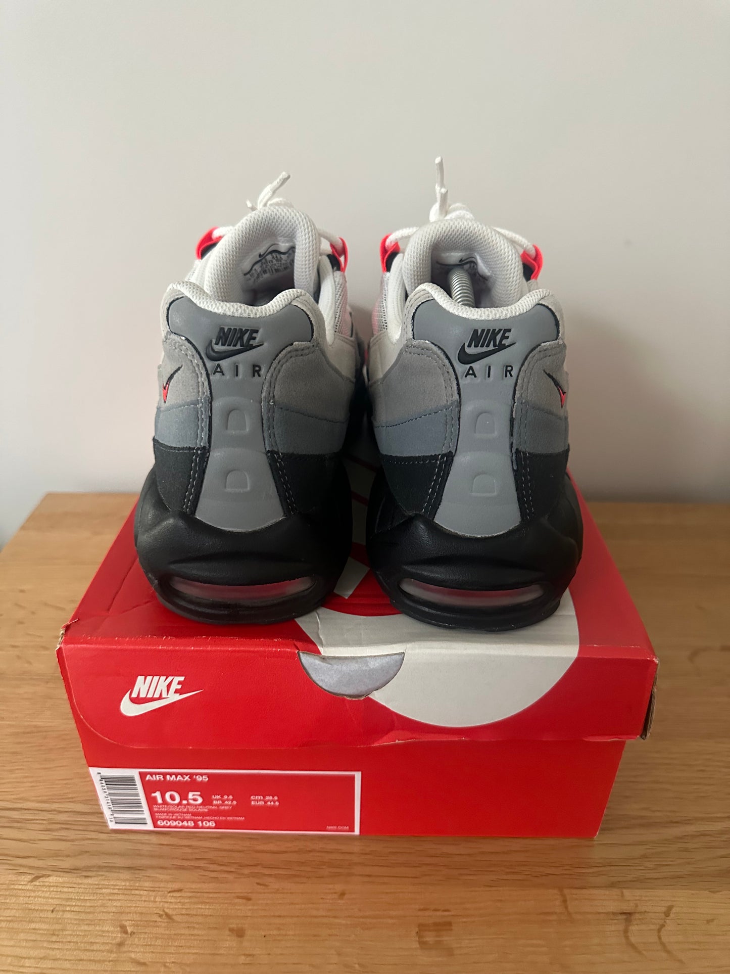 Nike Air Max 95 Solar Red - USA