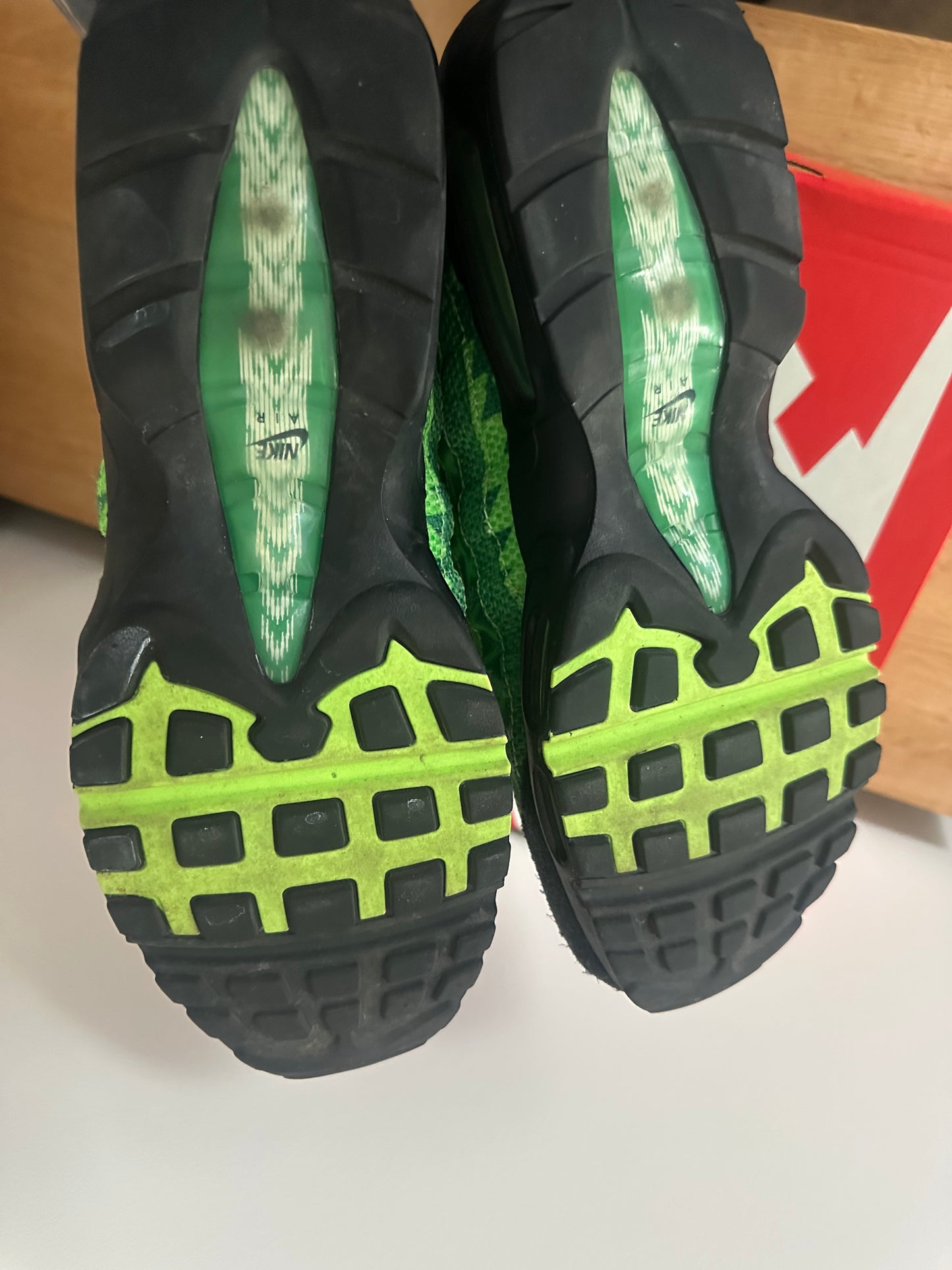 Nike Air Max 95 - Naija